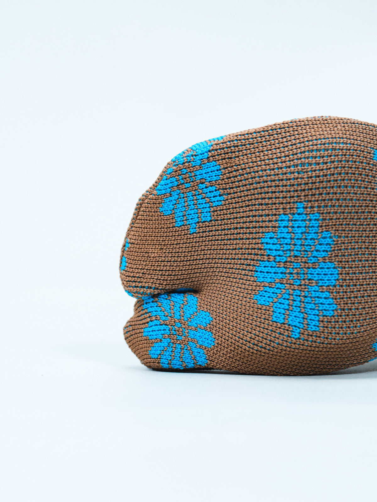 The Knit Tabi - Kiku Brown
